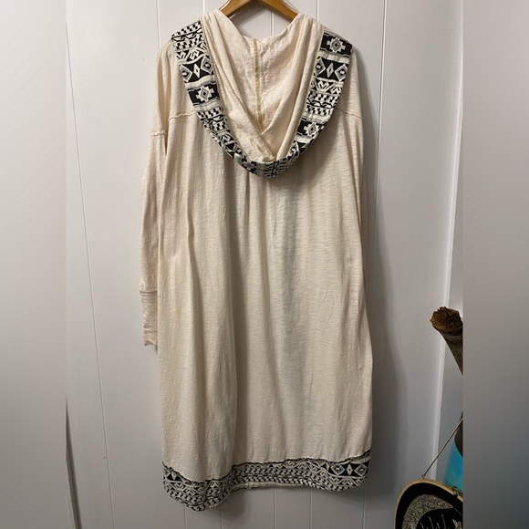 Free People Long Hood Aztec Trim Cardigan Hooded Pockets White Black Cre… - Picture 11 of 16
